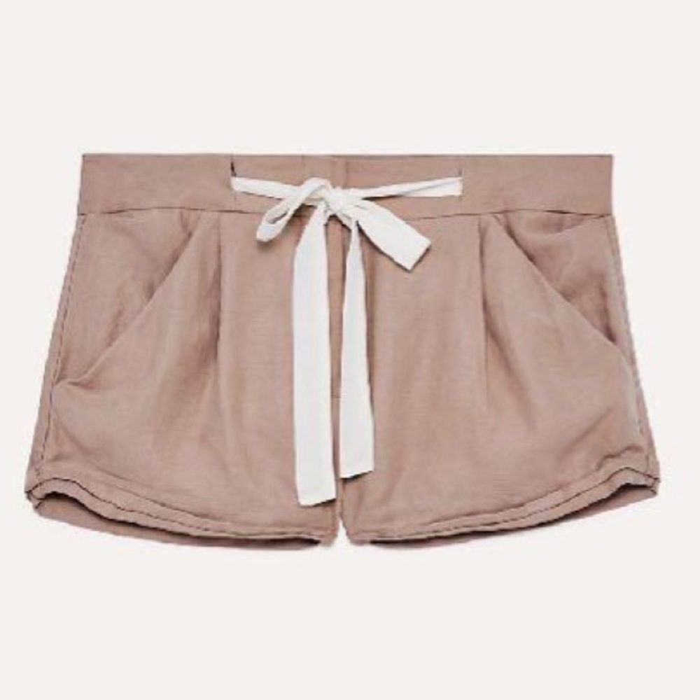 Aritzia Allegra shorts Cairo 6